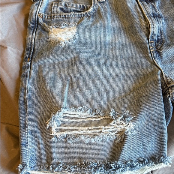 Old Navy High-Rise Jean shorts - Picture 6 of 7